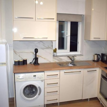 Lydia'S Apartment เทสซาโลนิกิ ภายนอก รูปภาพ